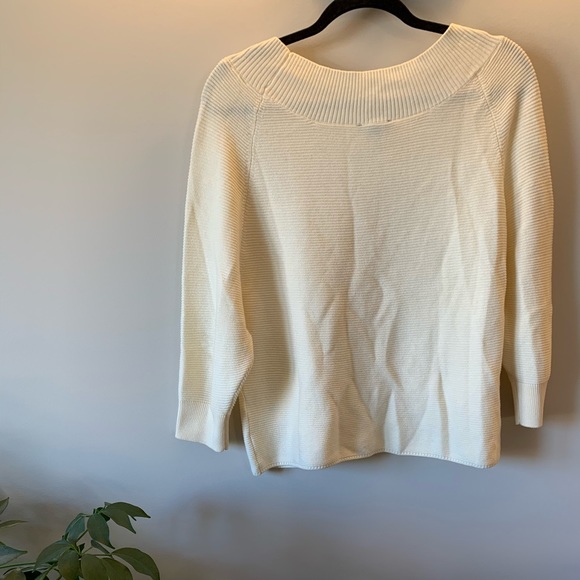 Dynamite Off-the-Shoulder Sweater - Picture 2 of 4